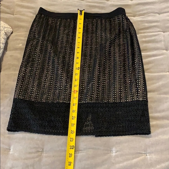 🛼 Ann•Taylor 🛼 Pencil Skirt - Picture 7 of 8